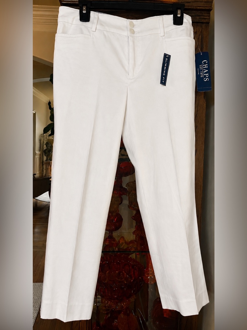 Chaps Cotton White Capris Women’s NWT! 8